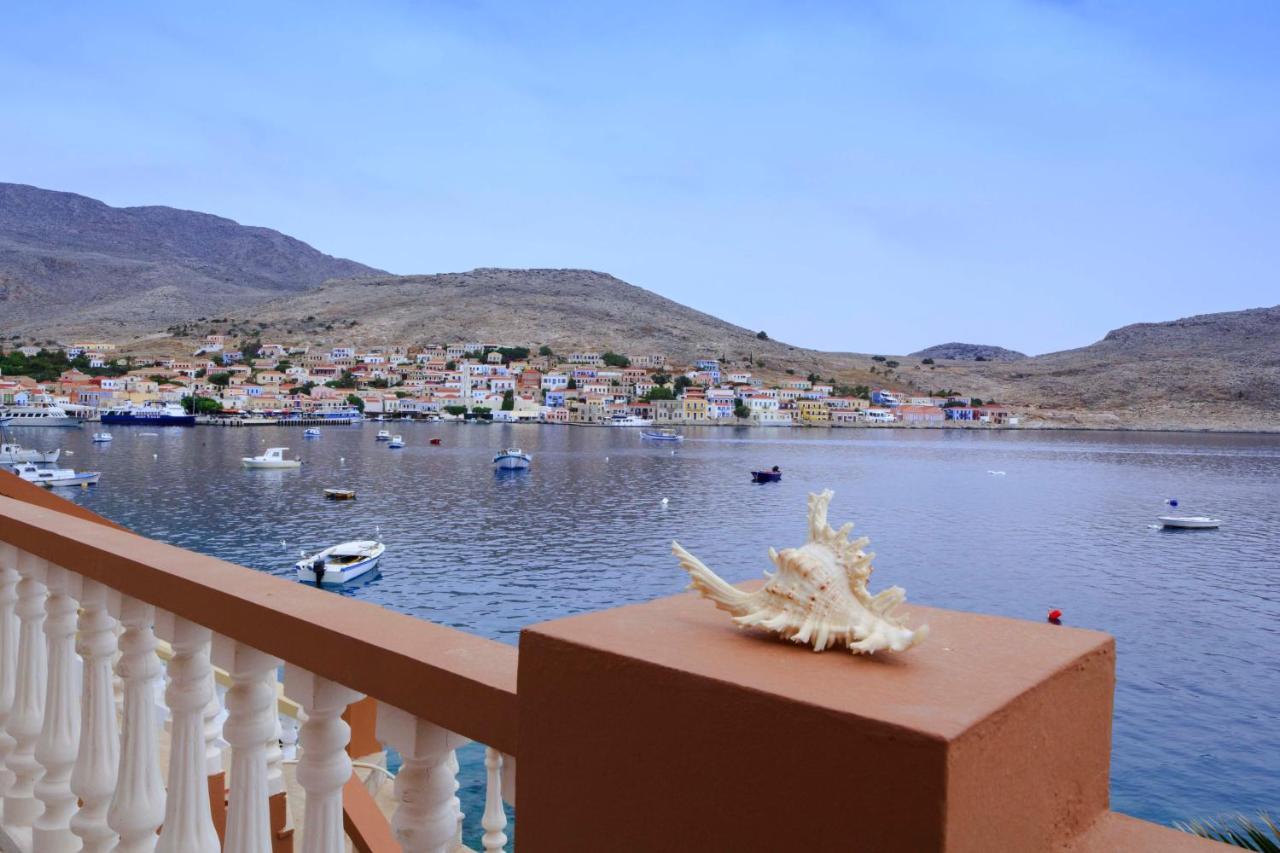 Villa Skiadeni Chalki Town Eksteriør bilde
