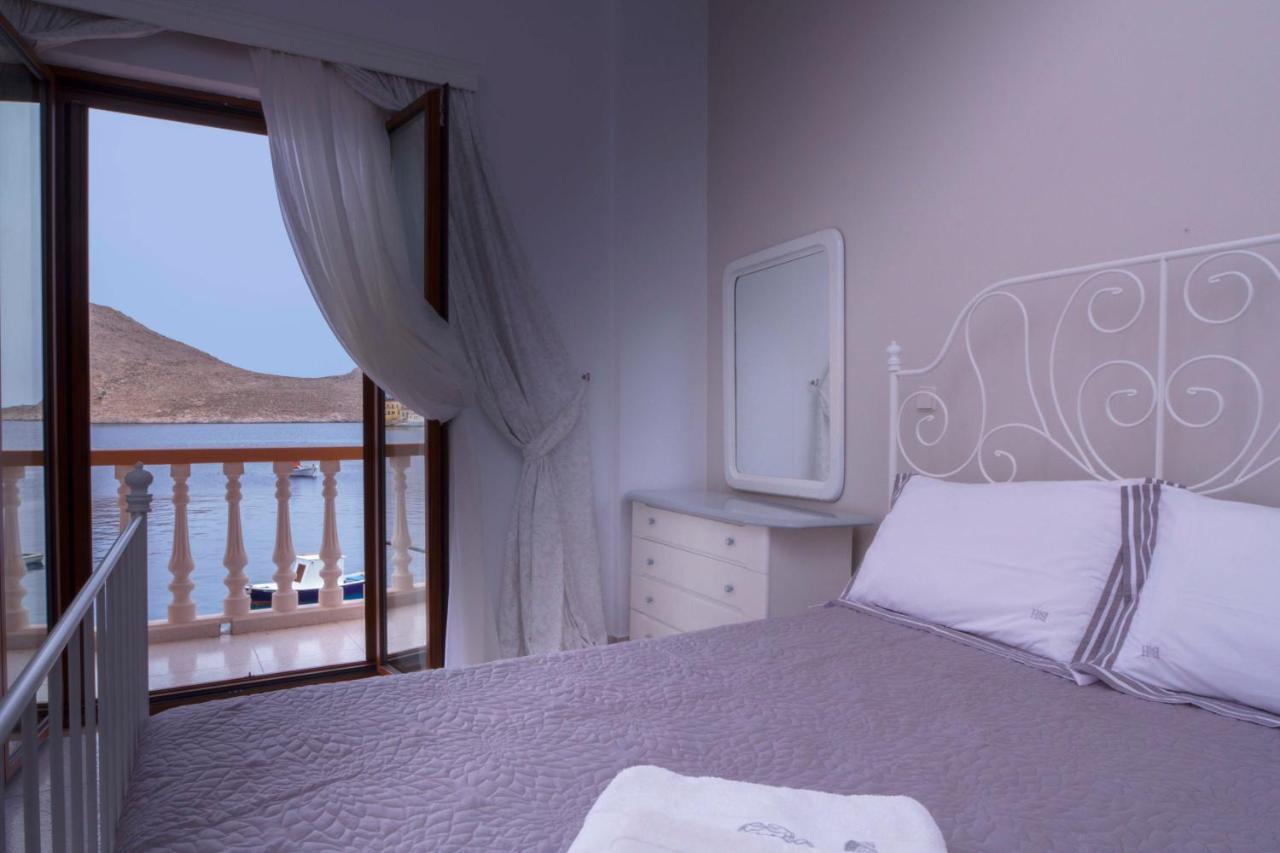 Villa Skiadeni Chalki Town Eksteriør bilde